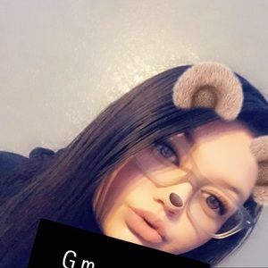 Meet your Posher, Karaline